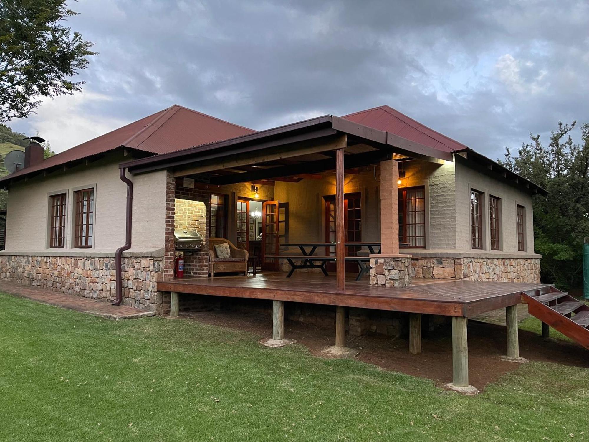 Walkersons Trout And Nature Haven Dullstroom Exterior photo